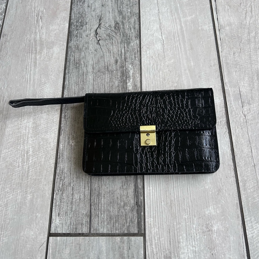 Sleek Black Croc-Embossed Wristlet